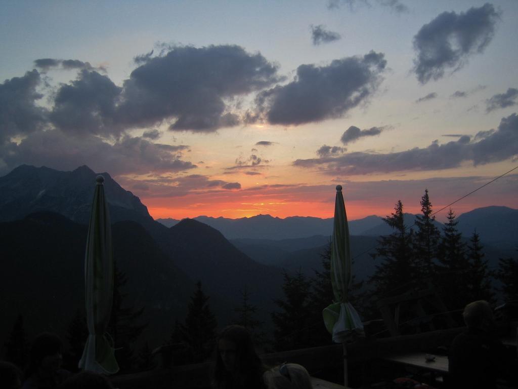 Apartament Ferienhaus Beim Veitele Mittenwald Zewnętrze zdjęcie